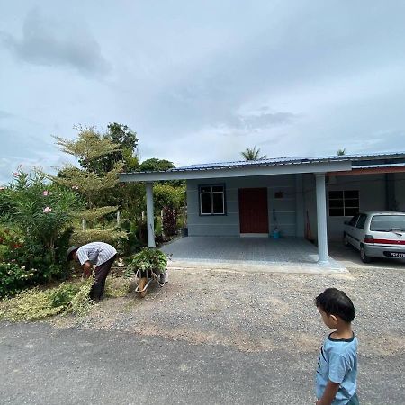 Makndak Roomstay Arau Eksteriør billede